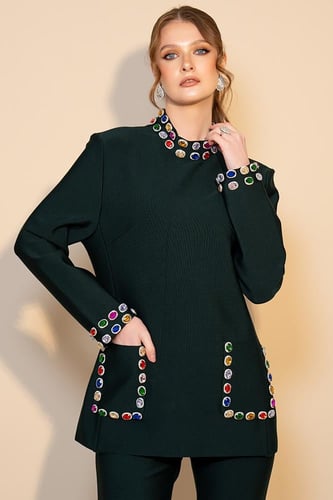 بدلة أنيقة 468822