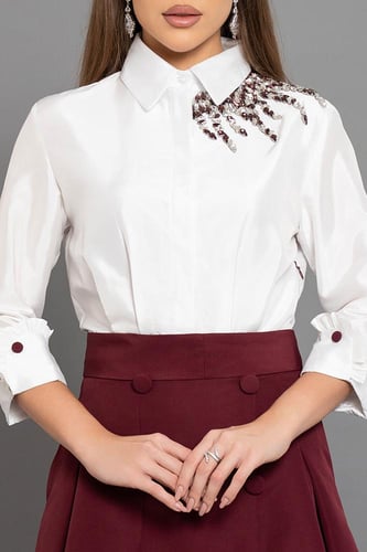 فستان كاجوال بتصميم كلاسيكي 469565