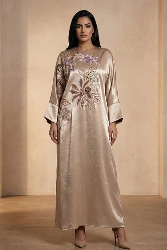 جلابية ساتان مطرزة 469681