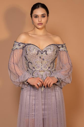 فستان تول أوف شولدرز مطرز بالكريستال 445235