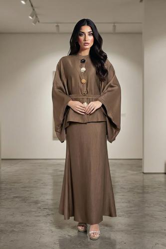 طقم ببلوزة واسعة وتنورة طويلة 469645