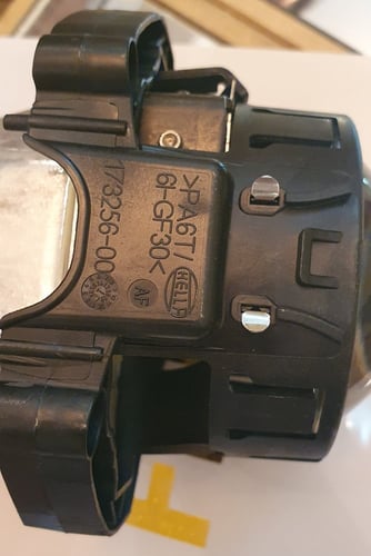 عدسات هيلا الأصلية D4S , d2s