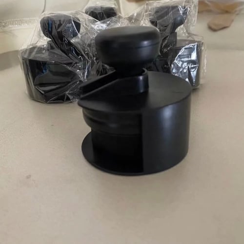 Tire Polishing Brooch