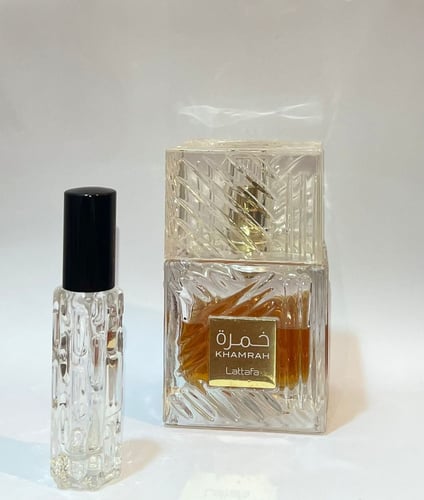 عينة عطر خمرة من لطافة ( شبيه عطر انجلز شير )
