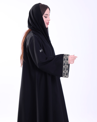 عباية علياء