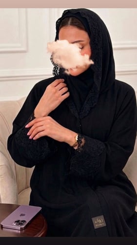 عباية دانتيل الأنيقة