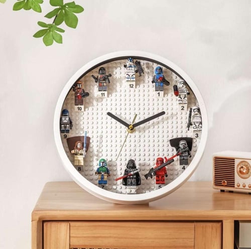 Star Wars clock