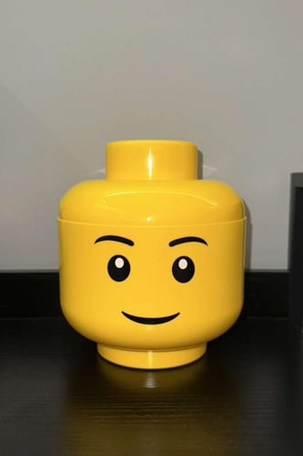Lego storage head