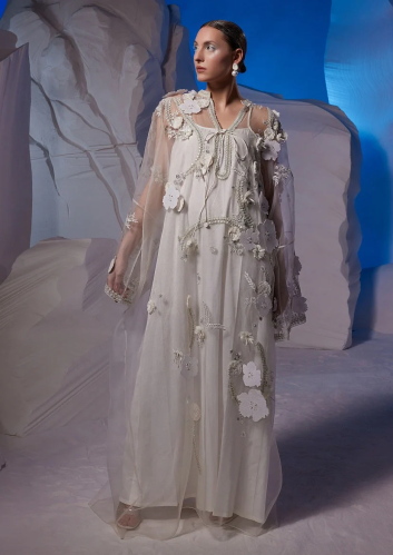Organza kaftan with cotton silk slip inner