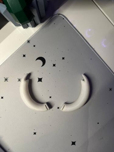 زينه هولو نايت