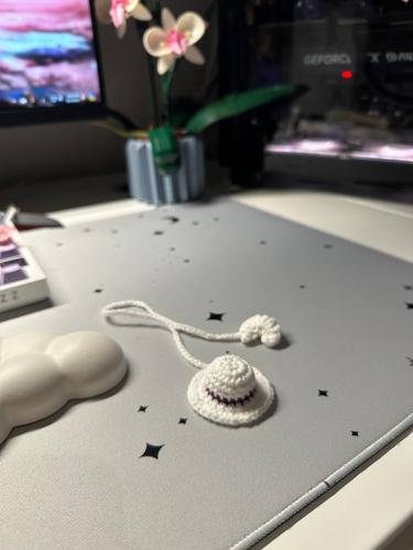 تعليقة سماعات- قبعة القير5