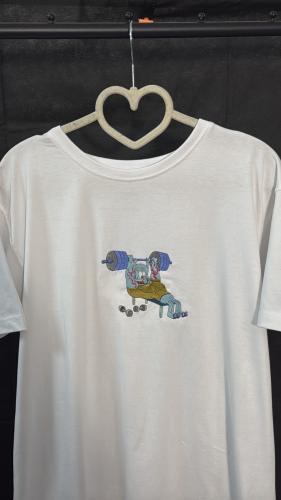 تشيرت شفيق المعضل