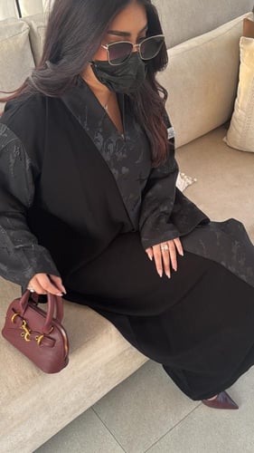 عباية غسق - جمال العباية في التفاصيل