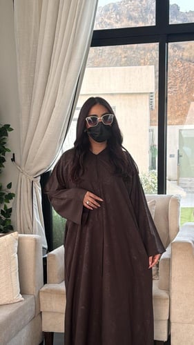 عباية سديم جيب مخفي- منتهى الرقي في تصميم واحد