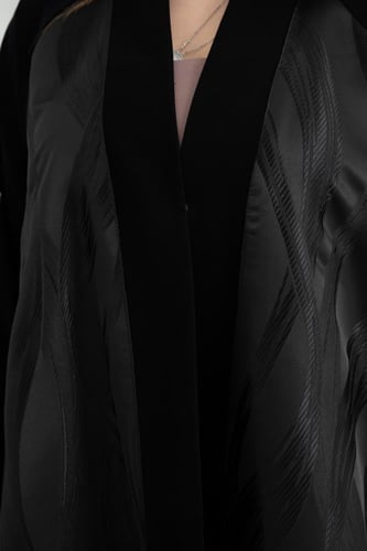 عباية هيفاء كلوش بطقطق