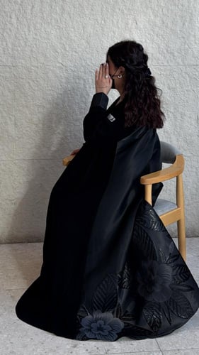 عباية نيوم نصف كلوش