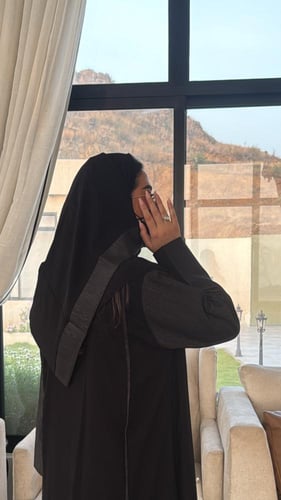 عباية الاميرة - ناعمة للحظة هادئة