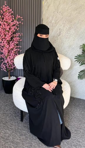 عباية لينا - نعومة الكريب الملكي الفاخر