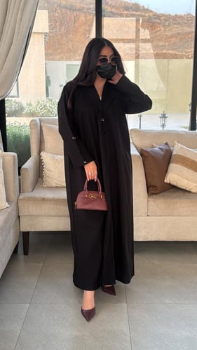 عباية أريج - تصميم ينبض بالرقة