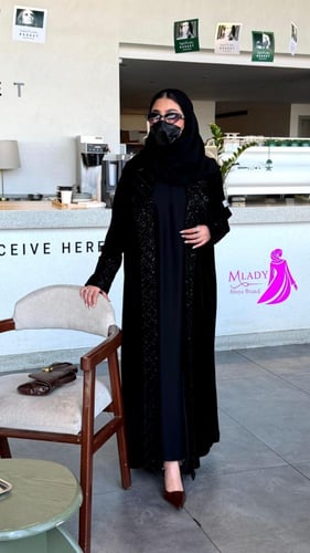 عباية طيف بريق الاناقه