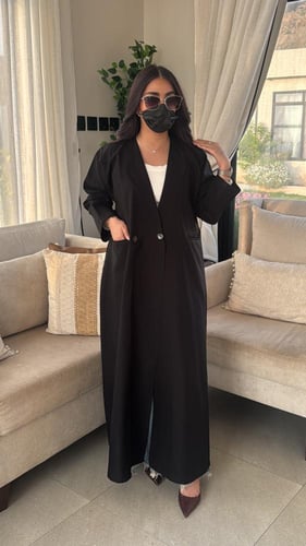 عباية رندا بليزر - تُظهر رقيّك من النظرة الأولى