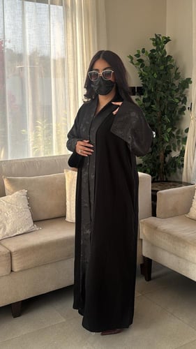 عباية غسق - جمال العباية في التفاصيل