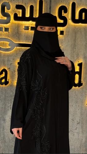 عباية لينا - نعومة الكريب الملكي الفاخر