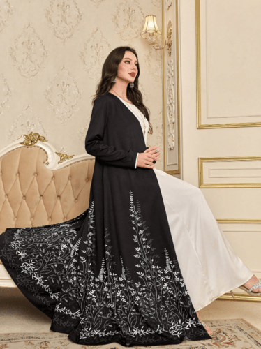 عباية نسائية ذات طراز عربي أنيق وأنيق مزخرفة بطبعا...