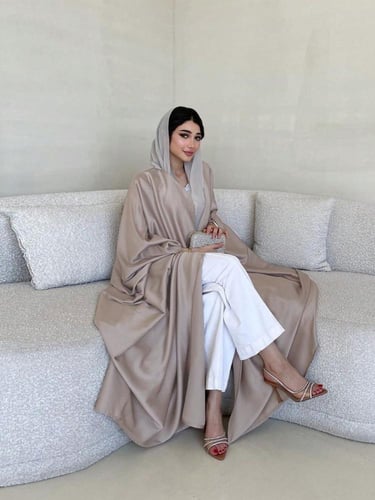 عباية تقليدية