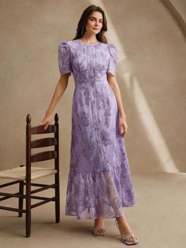 فستان أنيق للنساء بأكمام قصيرة ذو رقبة دائرية