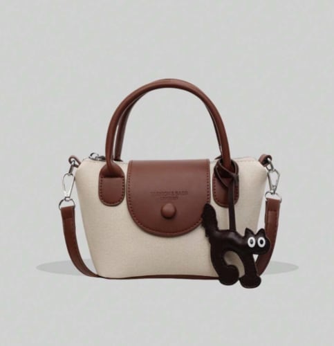 حقيبة يد نسائية بسيطة