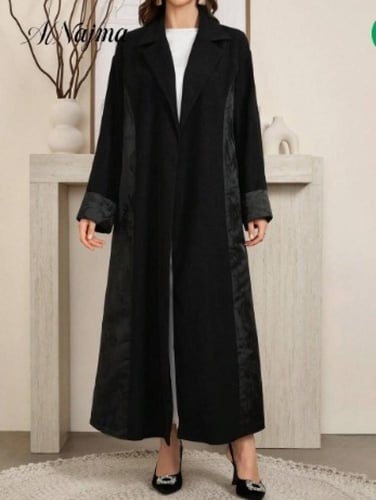 عباءة طويلة أنيقة