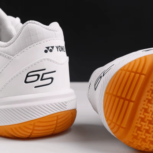 حذاء يونيكس الرياضي