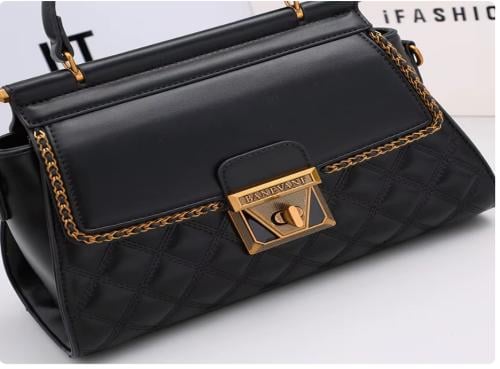 حقيبة يد جلدية