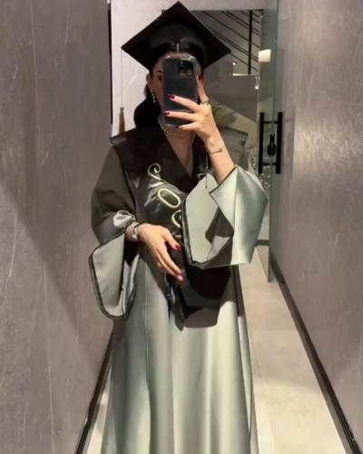عباية تخرج تيفاني معا وشاح زيتي