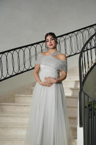 فستان سهرة للحوامل لإطلالة ملكية - فساتين حوامل فخ...