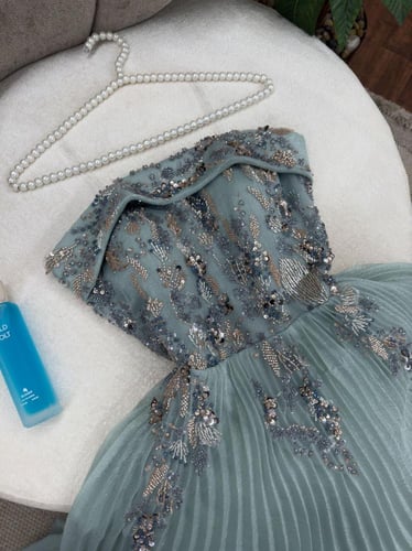 فستان أخضر نعناعي تطريز بالمسة فخامة