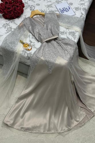 فستان سهرة للحوامل كشخة وفخامة