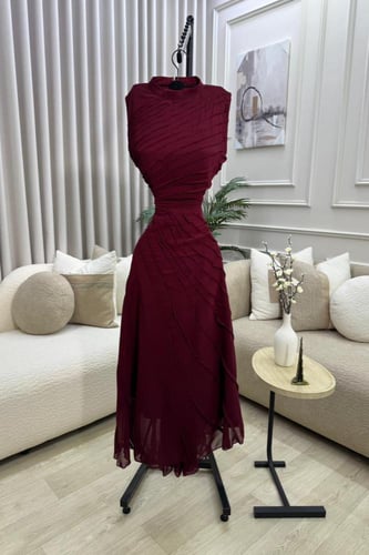 فستان عنابي للعيد 2026 - فستان عنابي باربي بكسرات...