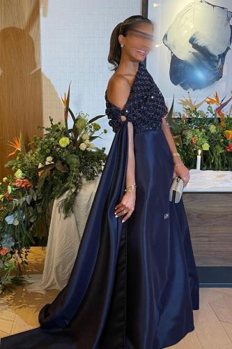 فستان سهرة كحلي فخم تطريز يدوي – فساتين مناسبات