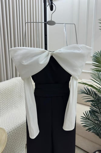 جمبسوت العيد لونين ابيض مع اسود