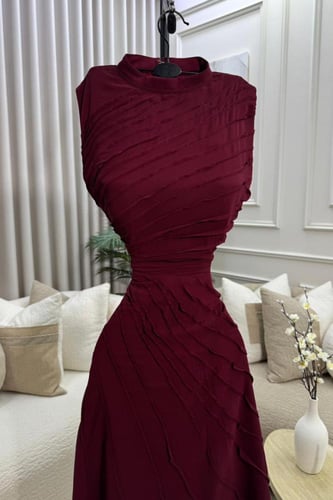 فستان عنابي للعيد 2026 - فستان عنابي باربي بكسرات...