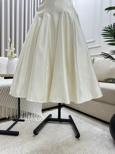 فستان سهره قصير ابيض كسرات