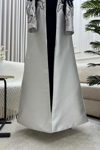 جلابية رمضان قطعتين لون فضي مع كحلي