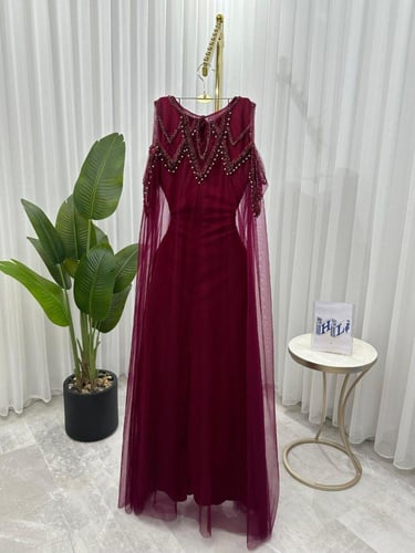 فستان سهرة للحوامل لإطلالة ملكية - فساتين حوامل فخ...