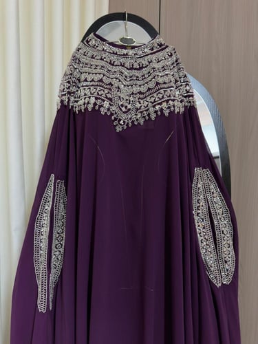 جلابية نسائية شيفون بتطريز فاخر مناسبة للحوامل