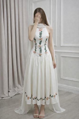 فستان يوم العيد 2026 - فستان أبيض شانطون بتطريز يد...