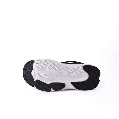 حذاء نايك اسود نسائي