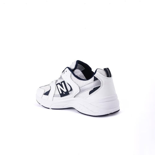 حذاء بي ان ترند رجالي كحلي ابيض