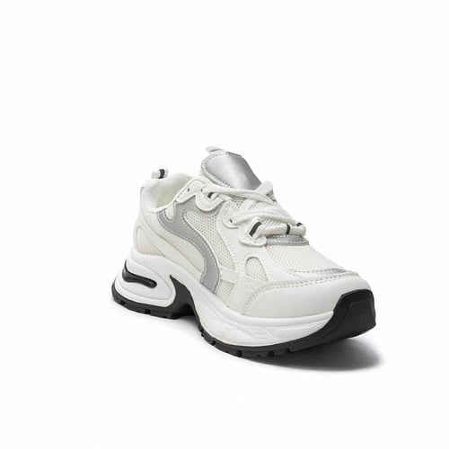 حذاء فاشون ابيض نسائي